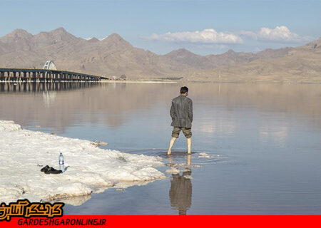 تداوم برداشت غیراصولی نمک از پارک ملی دریاچه ارومیه
