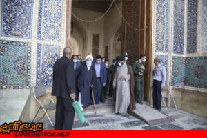 بازدید آیت الله ناصری از برنامه های فرهنگی مسجد جامع یزد