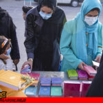 بازارچه‌ خیریه نوروزی در پیاده راه ولی‌عصر(عج) یزد