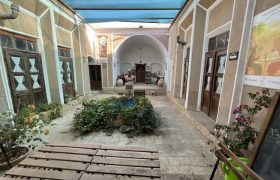 سرای آذریزدی با مجوز رسمی موزه فعالیت می‌کند