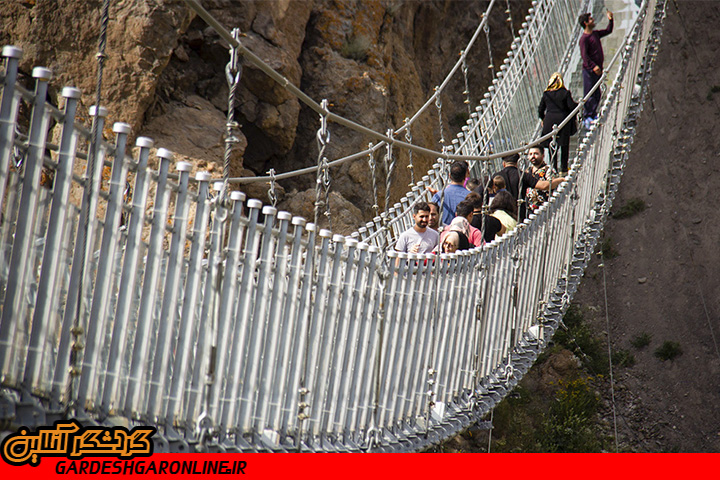 تبدیل پل معلق شیشه‌ای هیر در استان اردبیل به یک برند گردشگری