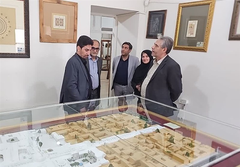 بازدید معاون صنایعدستی کشور از هنرمندان و ظرفیتهای فرهنگی اراک